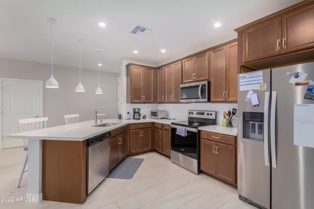 MLS: 6374544 Condo For Sale