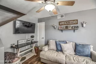 Photo #3: 6374717 Listing