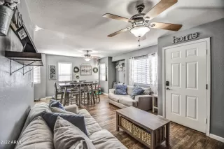 Photo #6: 6374717 Listing