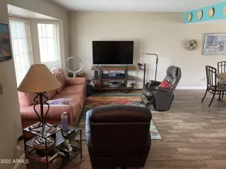 Photo #5: 6374963 Listing