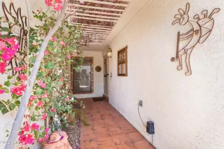 Photo #6: 6375086 Listing 