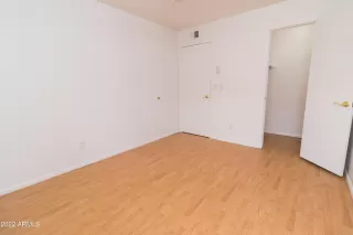 Photo #5: 6375234 Listing