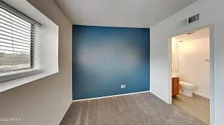 Photo #6: 6375762 Listing