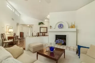 Photo #6: 6375878 Listing 