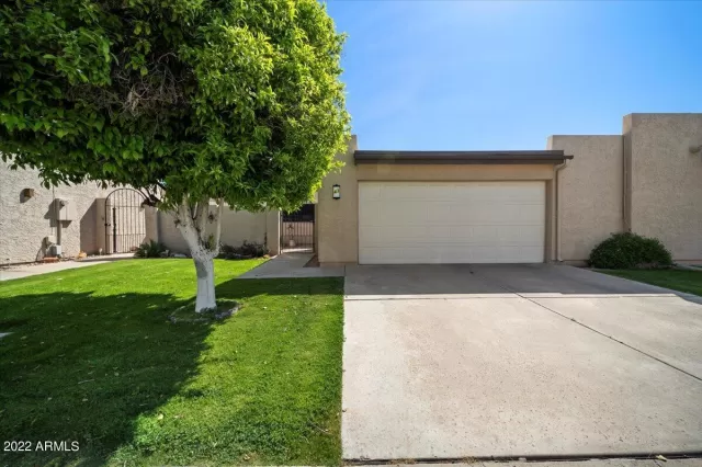 MLS: 6375923 Condo For Sale