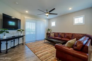 Photo #6: 6376140 Listing 