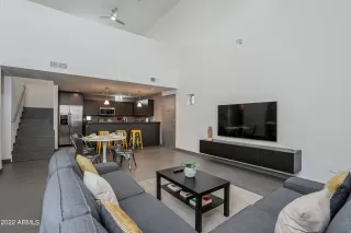 Photo #6: 6376289 Listing 