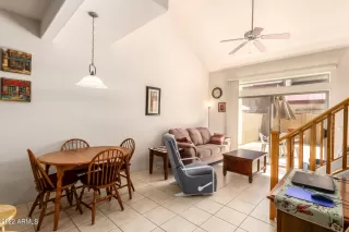 Photo #3: 6376366 Listing