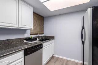 Photo #5: 6376798 Listing 