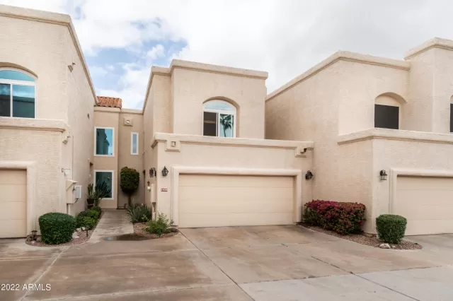 MLS: 6376863 Condo For Sale