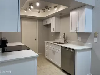 Photo #4: 6376877 Listing