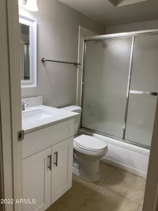 Photo #5: 6376877 Listing