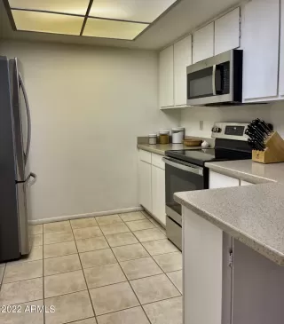 Photo #5: 6377060 Listing 