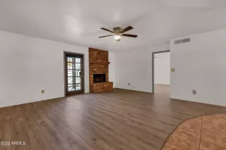 Photo #5: 6377073 Listing