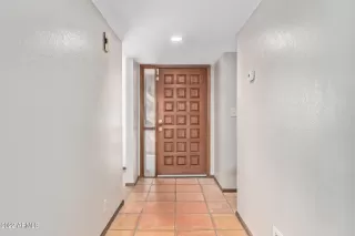 Photo #6: 6377208 Listing 