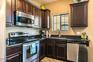 Photo #5: 6377351 Listing 