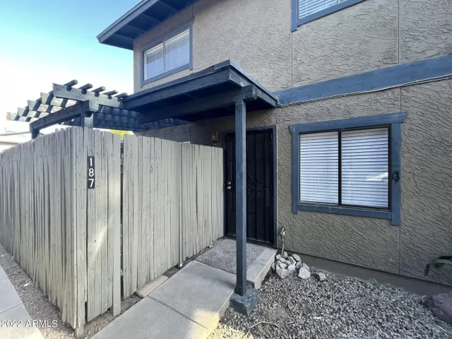 MLS: 6377408 Condo For Sale