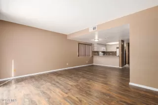 Photo #6: 6377450 Listing