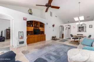 Photo #2: 6377629 Listing