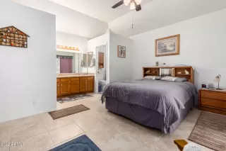 Photo #6: 6377629 Listing