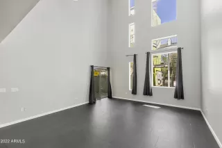 Photo #2: 6377865 Listing 