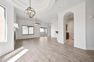 Photo #2: 6377867 Listing 