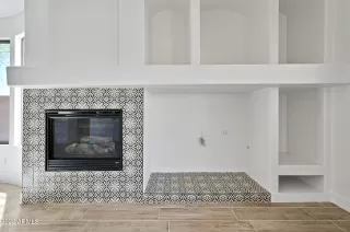 Photo #6: 6377867 Listing 