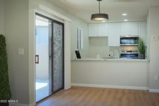 Photo #5: 6377892 Listing 