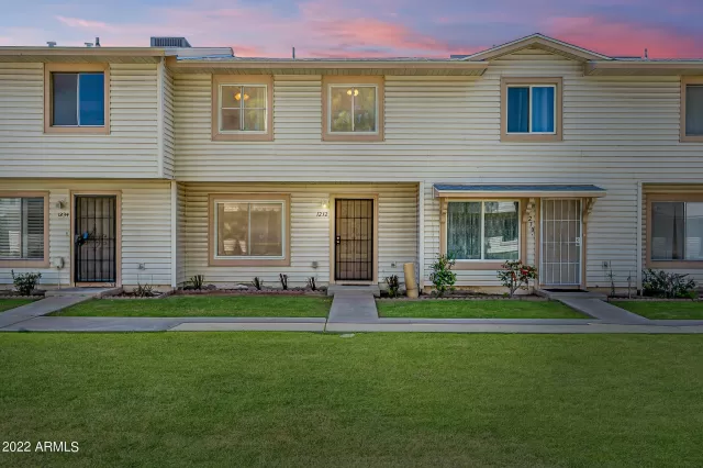 MLS: 6378240 Condo For Sale