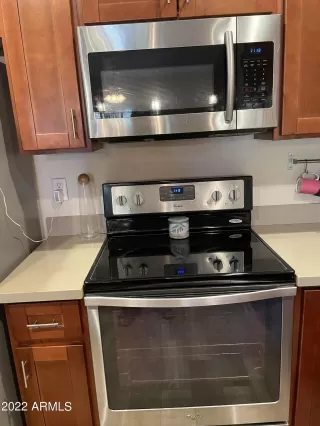 Photo #5: 6378258 Listing