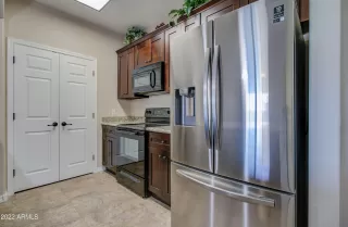 Photo #6: 6378634 Listing