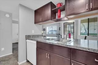 Photo #4: 6378868 Listing