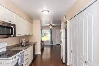 Photo #3: 6379160 Listing