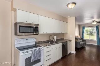 Photo #5: 6379160 Listing