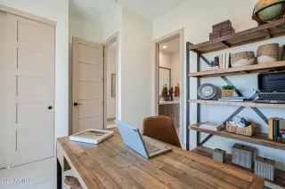 Photo #2: 6379201 Listing