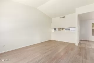 Photo #2: 6379344 Listing