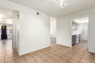 Photo #6: 6379344 Listing