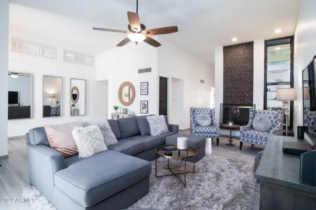 MLS: 6379461 Condo For Sale