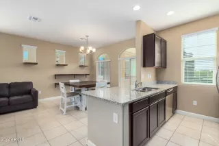 Photo #6: 6379658 Listing 