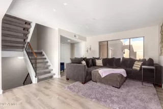 Photo #2: 6379937 Listing