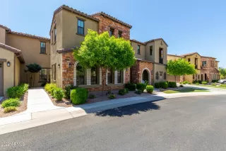 Photo #2: 6380036 Listing 