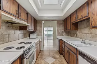 Photo #6: 6380322 Listing 