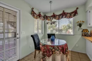 Photo #5: 6380352 Listing