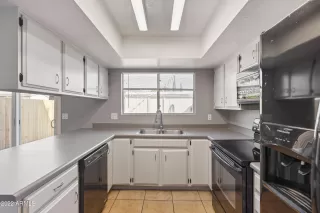 Photo #3: 6380679 Listing 