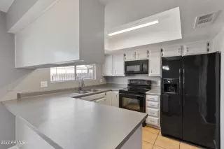 Photo #4: 6380679 Listing 