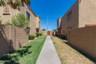 Photo #4: 6380801 Listing