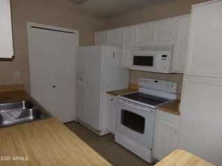 Photo #2: 6380827 Listing