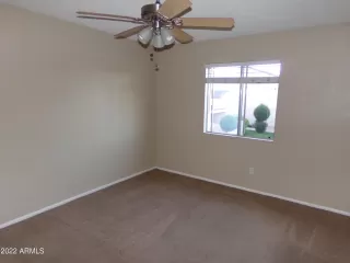 Photo #5: 6380827 Listing