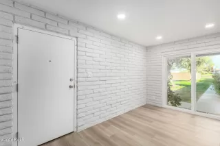 Photo #4: 6380932 Listing