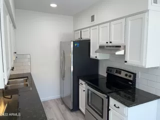 Photo #1: 6381230 Listing 